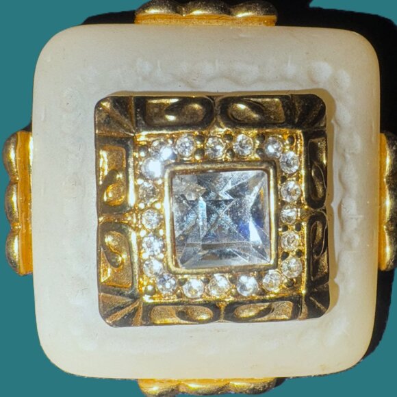 Vintage Antique Gold Rhinestone and Carved Marble Earrings EUC - Picture 2 of 12